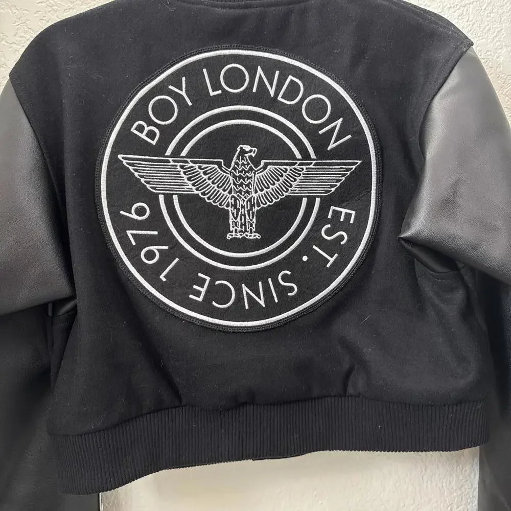NWT UNISEX BOY London Black and White Varsity  Cropped Jacket Size Large - Picture 2 of 7